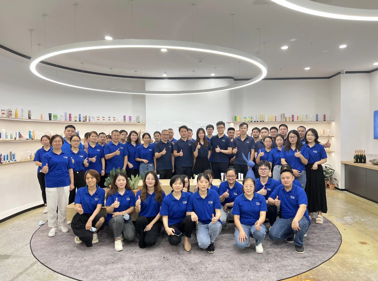 黄晓莹-首席研究员 深圳德昌裕新材料科技有限公司 副总裁